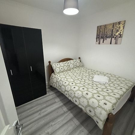 Newly Refurbished 1 Bed Flat 7 Mins From Luton Airport公寓 外观 照片